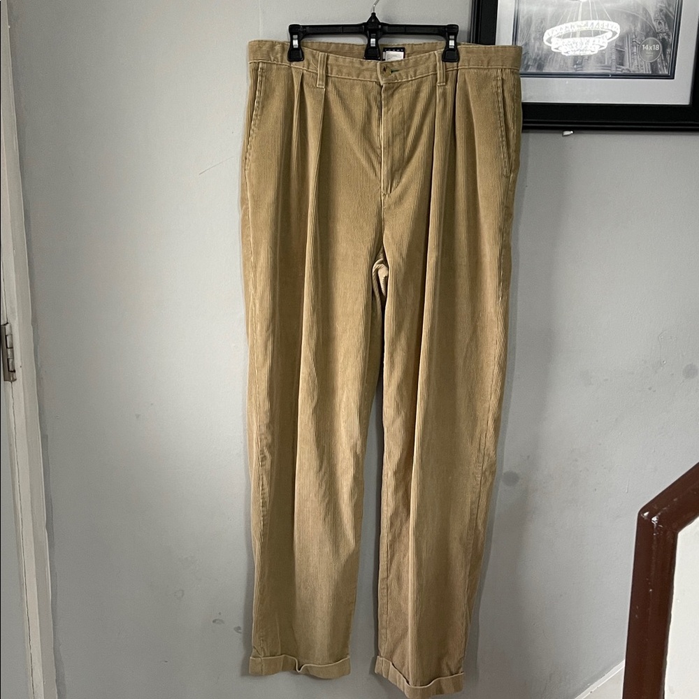 Tommy Hilfiger Men's SIZE 38/34 Khaki Chinos